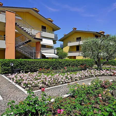 Villaggio Dei Fiori - Viola - Gardagate *